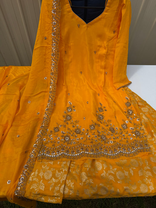 Yellow suit with Brocade sharara❤️