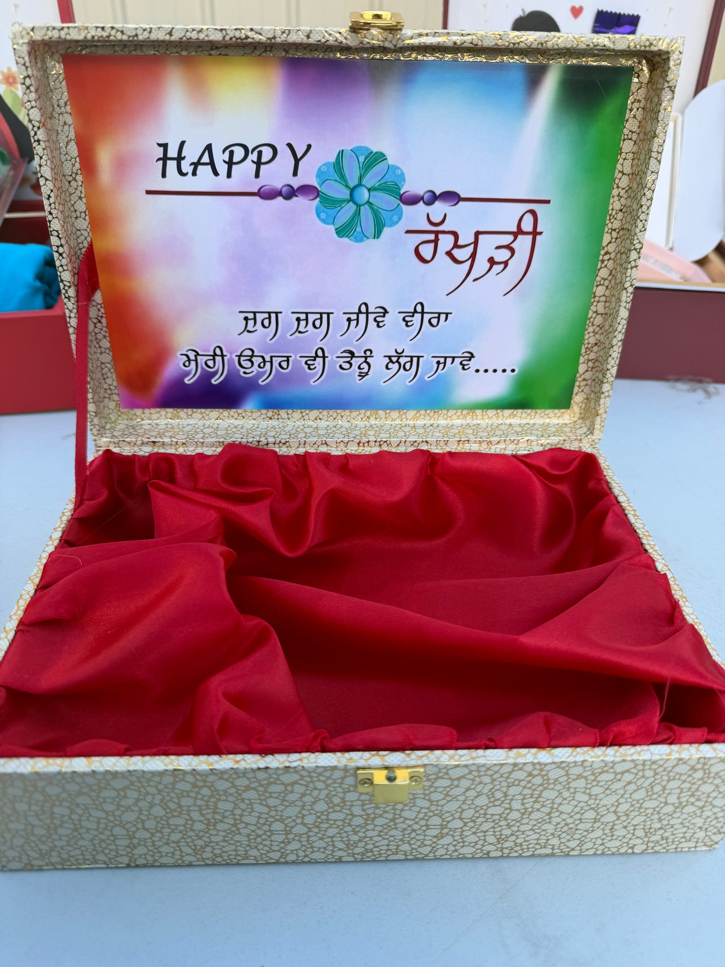 Golden medium size empty hamper box