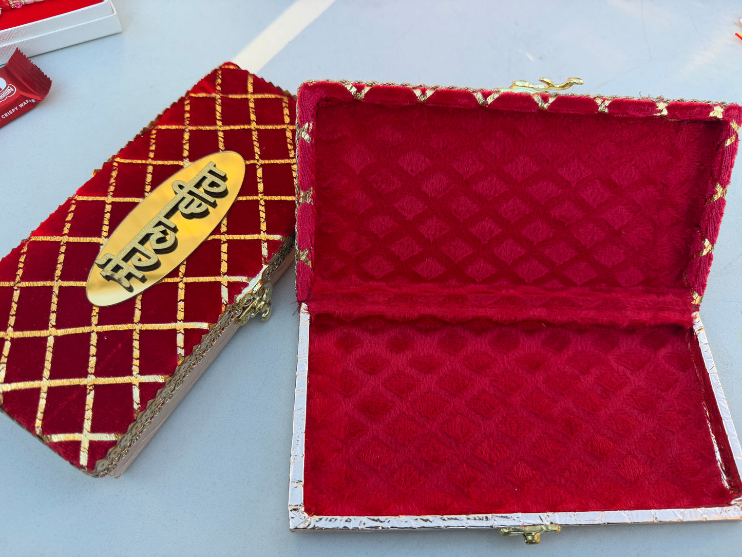 Red Colour Sohna Veera Empty Hamper Box