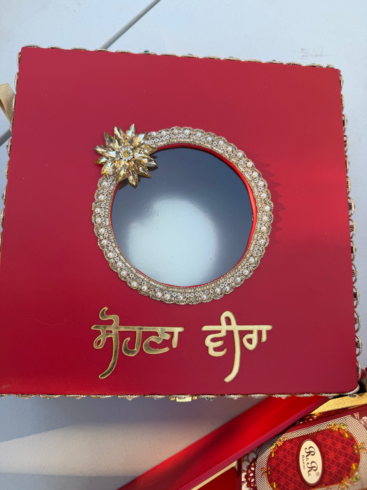 Sohna Veera Large Empty Hamper Box