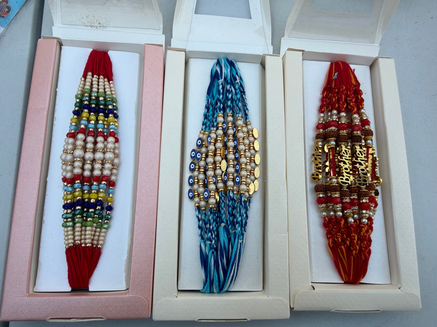 Multiple variety of threads (check more attached images too)