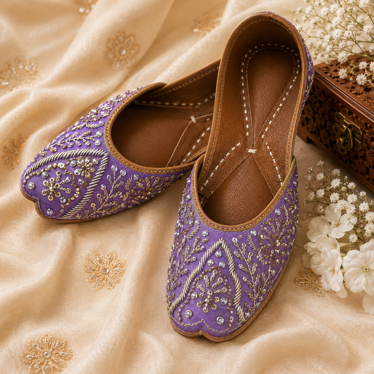 Traditional Handcrafted Punjabi Jutti